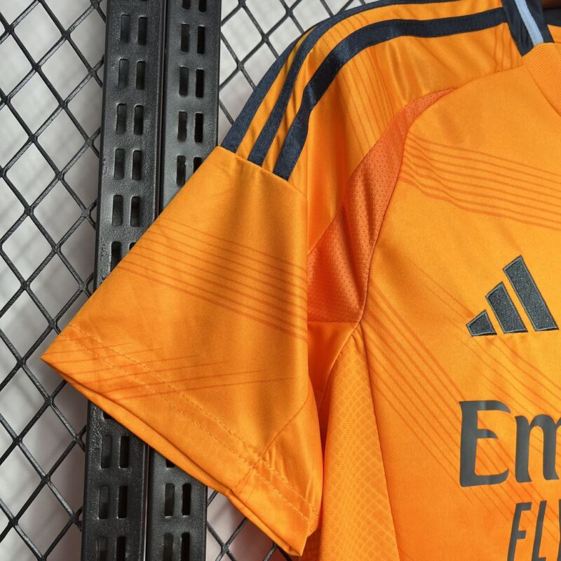 Camisa Real Madrid II - v3