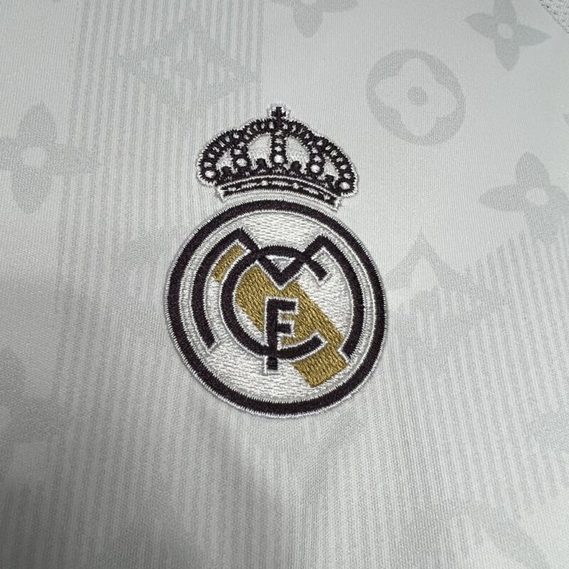 Camisa Real Madrid Louis Vuitton 24/25 Torcedor - v3